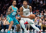 米兰体育官网-雄鹿三分之差不敌开拓者，字母哥复出状态尚未恢复