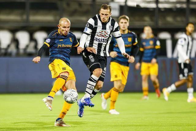 关于霍芬海姆力斩对手行进胜利之路的信息