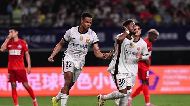国安客场战胜恒丰，稳固中超争冠地位