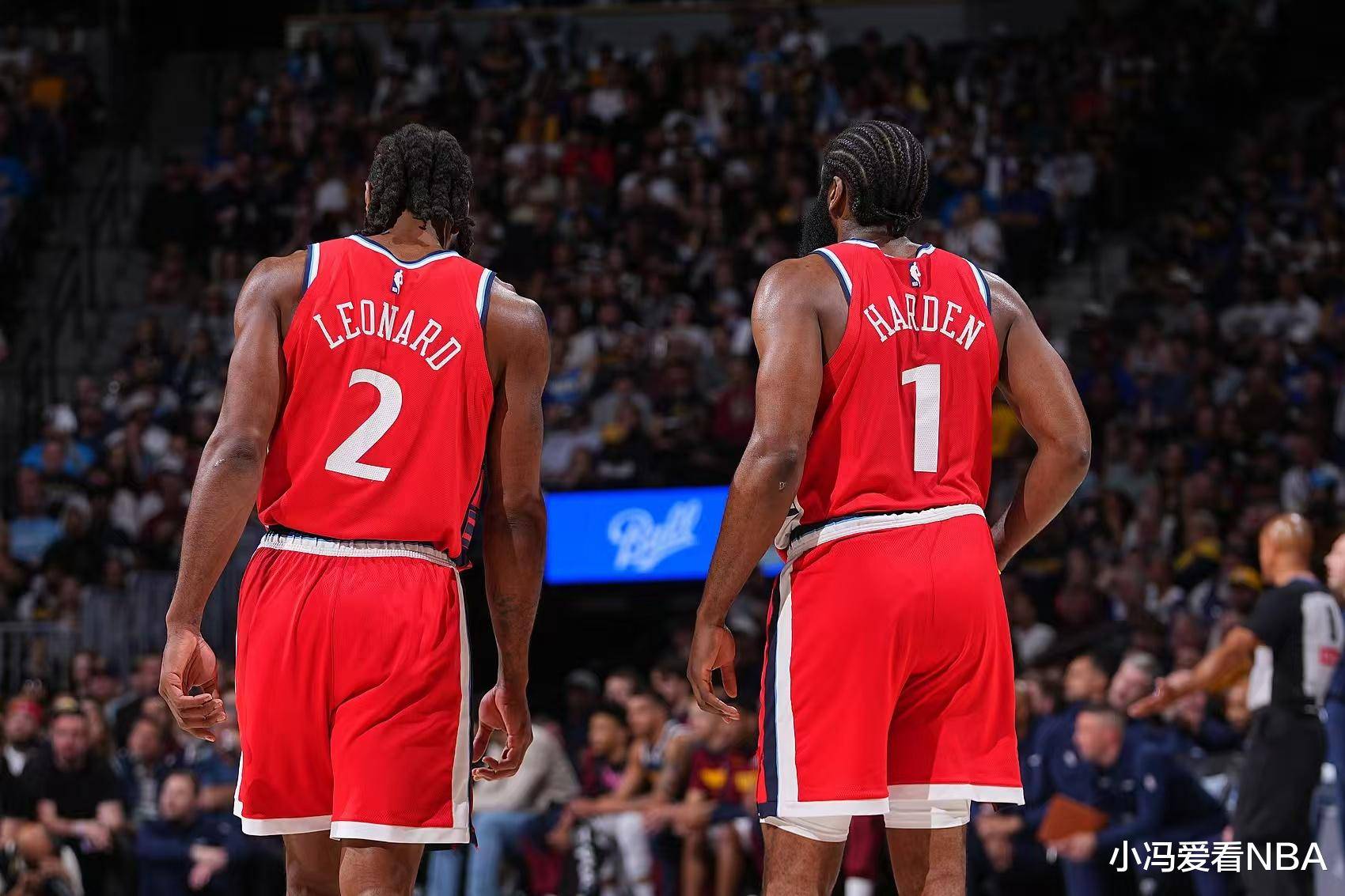 包含快船队防守端表现出众，扭转不利局面的词条