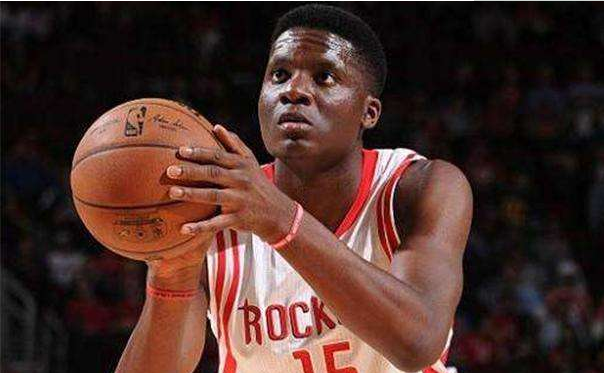 火箭逆袭，一人得分20+日本人杀犯规的简单介绍