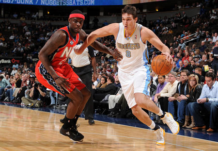 篮网负于掘金，遭遇两连败