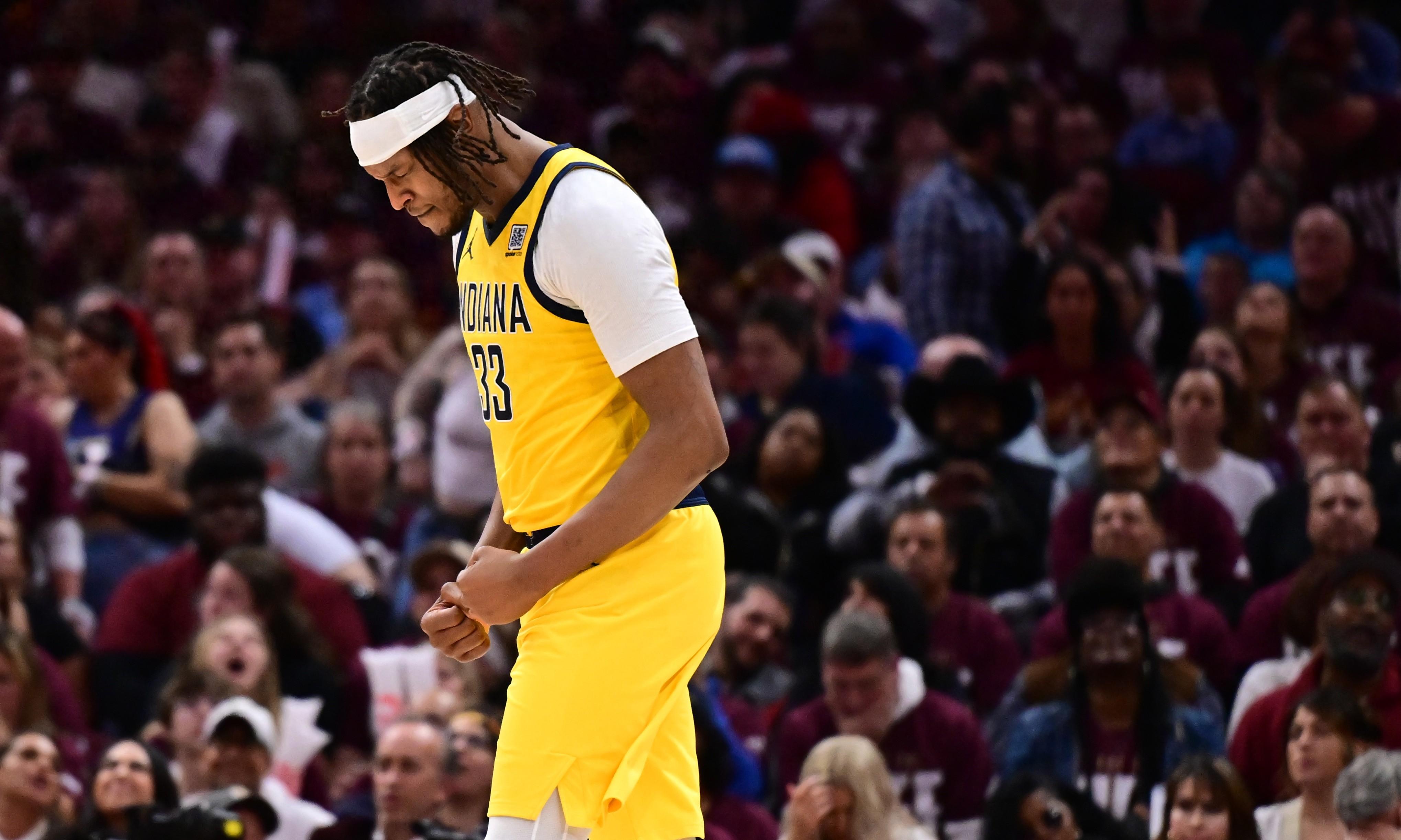 步行者主场大胜凯尔特人，特纳砍下25分